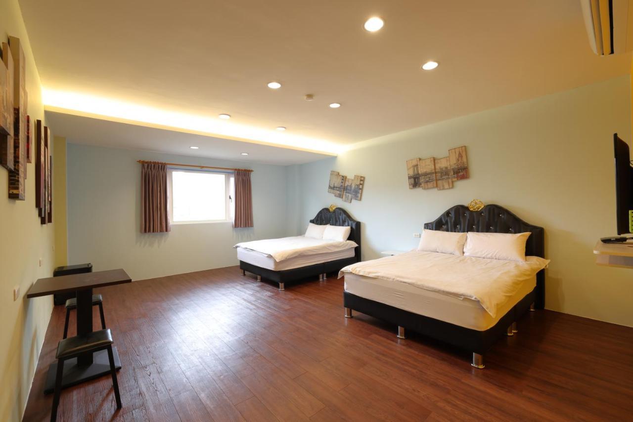 Bears Line B&B Train Station Hualien City Exterior photo